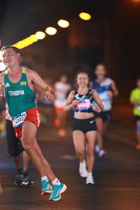 BIB: 4002
                            <button type="button" onclick="openModal(22799077)" class="btn btn-primary btn-sm float-right btn-popup" data-toggle="modal" data-target=".modal-high-quality">
                        <i class="fas fa-shopping-cart"></i> Add to Cart
                    </button>
                                            <button type="button" onclick="isThisMe(22799077, true)" class="btn btn-success btn-sm float-right btn-popup btn-isme hidden" data-toggle="tooltip" data-placement="bottom" title="นี่คือรูปของคุณใช่ไหม คลิกที่นี่เพื่อเอาเข้าอัลบั้ม">
                        <i class="fas fa-plus"></i> Add to album
                    </button>
                    <button type="button" onclick="isThisMe(22799077, false)" class="btn btn-warning btn-sm float-right btn-popup btn-isnotme hidden">
                        <i class="fas fa-ban"></i> Remove from album
                    </button>